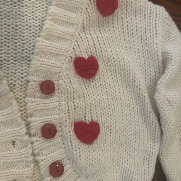 Heart Patterned Cream Cardigan - Picture 2 of 4